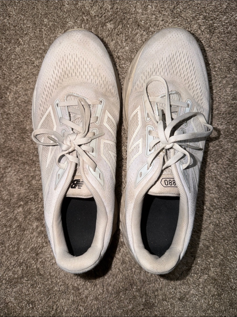 New Balance 880 - Picture 6 of 8